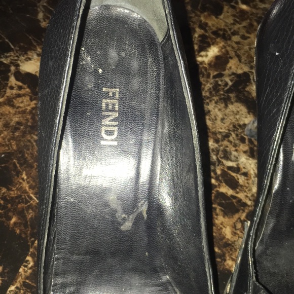 Authentic fends heel - Picture 5 of 7